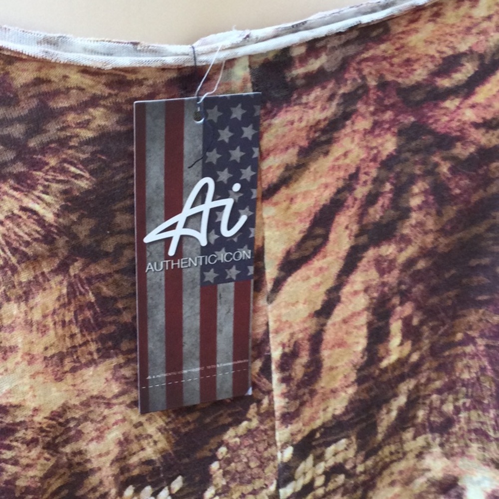 Host Pick 💖 Gorgeous NWT Authentic Icon AI SZ S - Picture 5 of 10